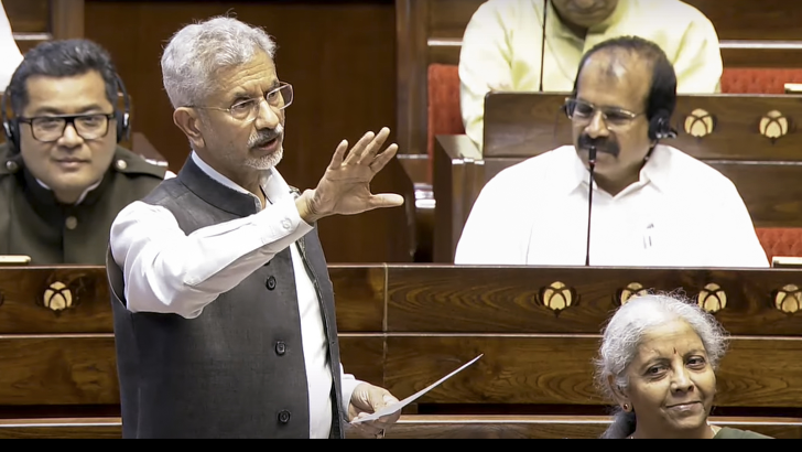 https://www.salarnews.in/public/uploads/images/newsimages/maannewsimage30072025_204639_Canva 728x410 8.21.24 PM.png